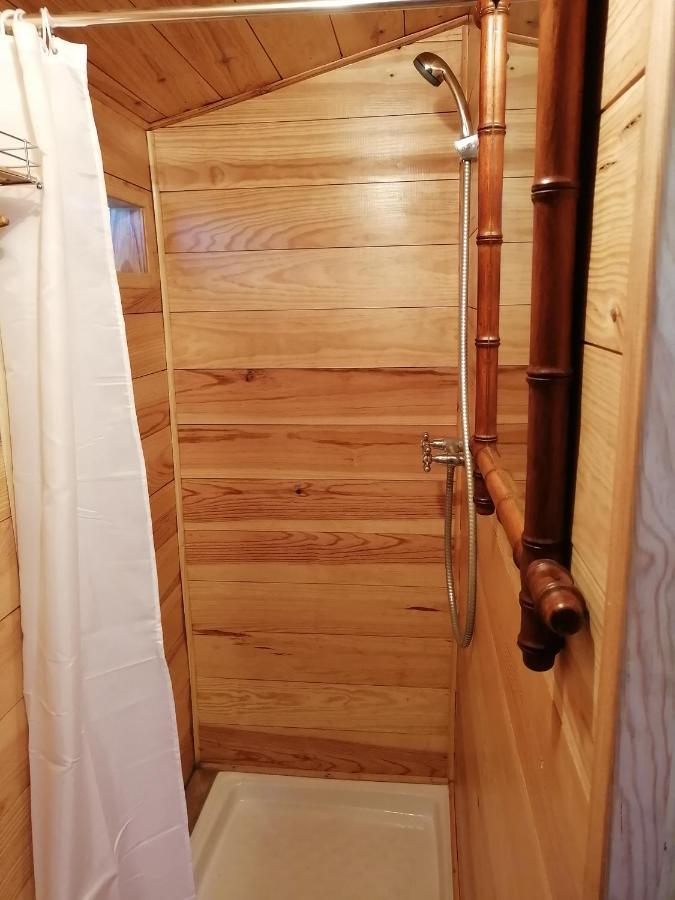 Patrice Et Chrstel Cabane En Bois Chatuzange-le-Goubet Exterior foto